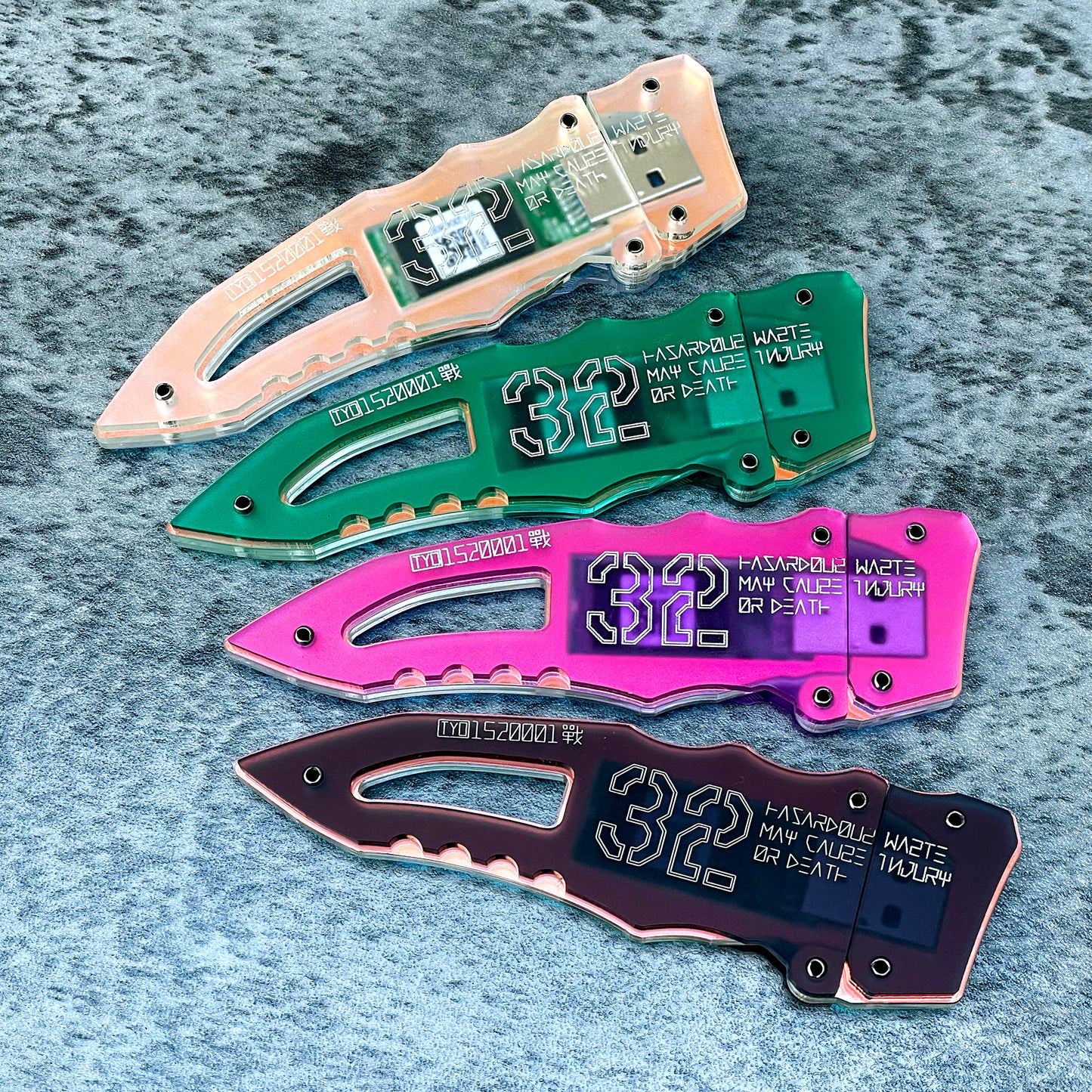 装甲USBメモリユニット 32GB