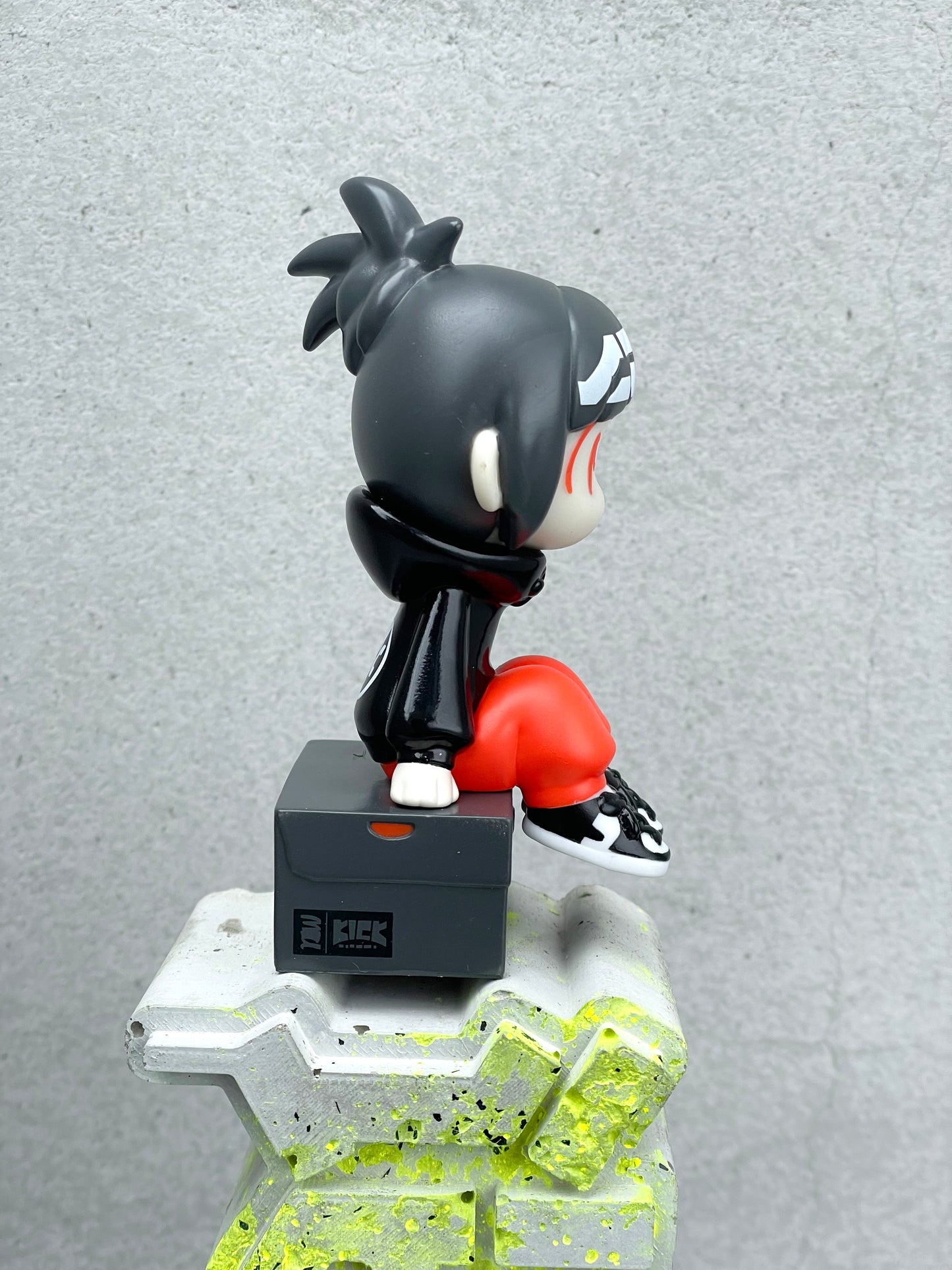 KICKちゃんソフビ 中央町戦術工芸カラー