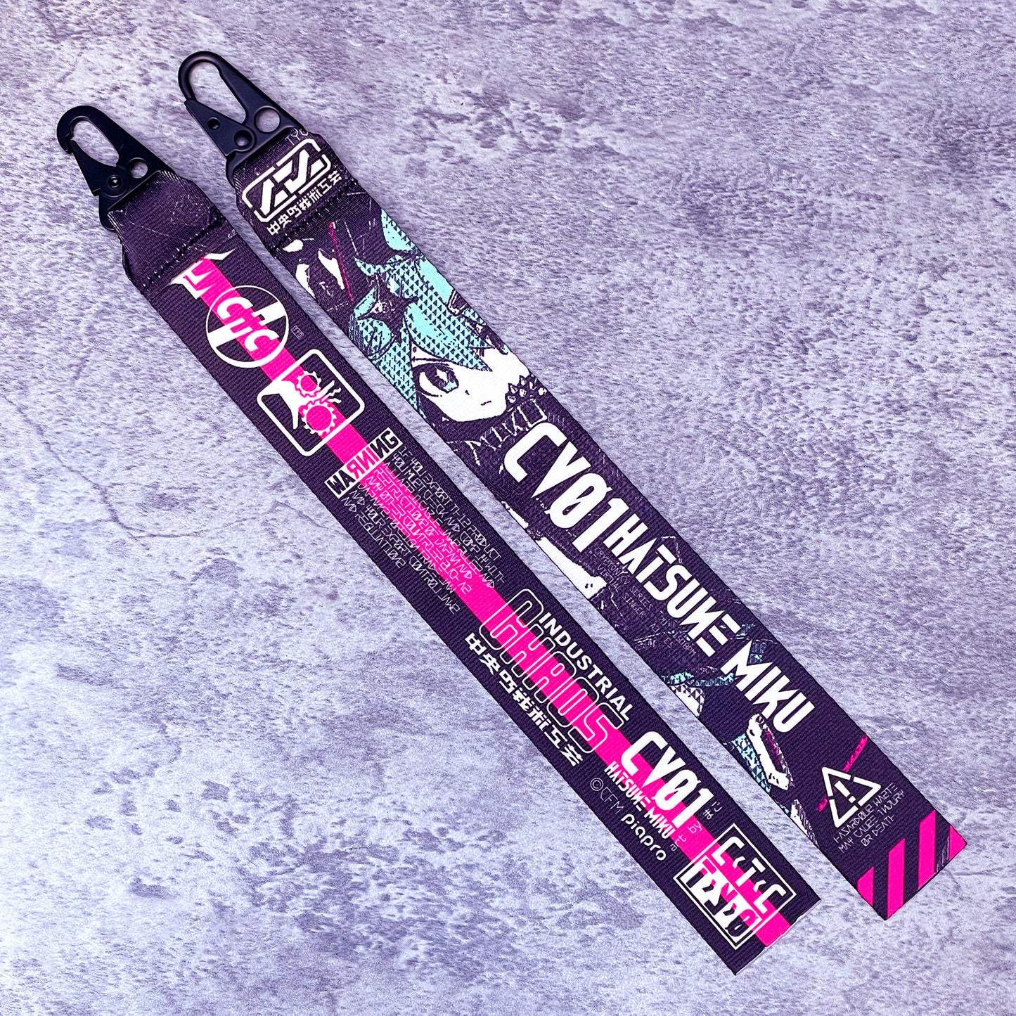 初音ミクx中央町戦術工芸 バナーストラップ