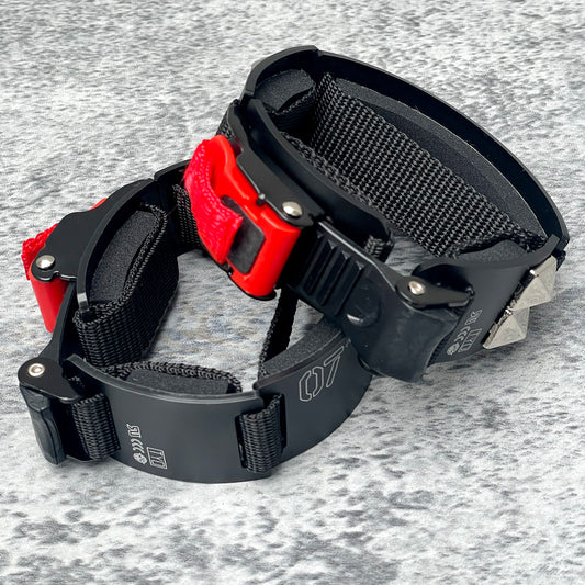 Armored Wristband Unit Type 07