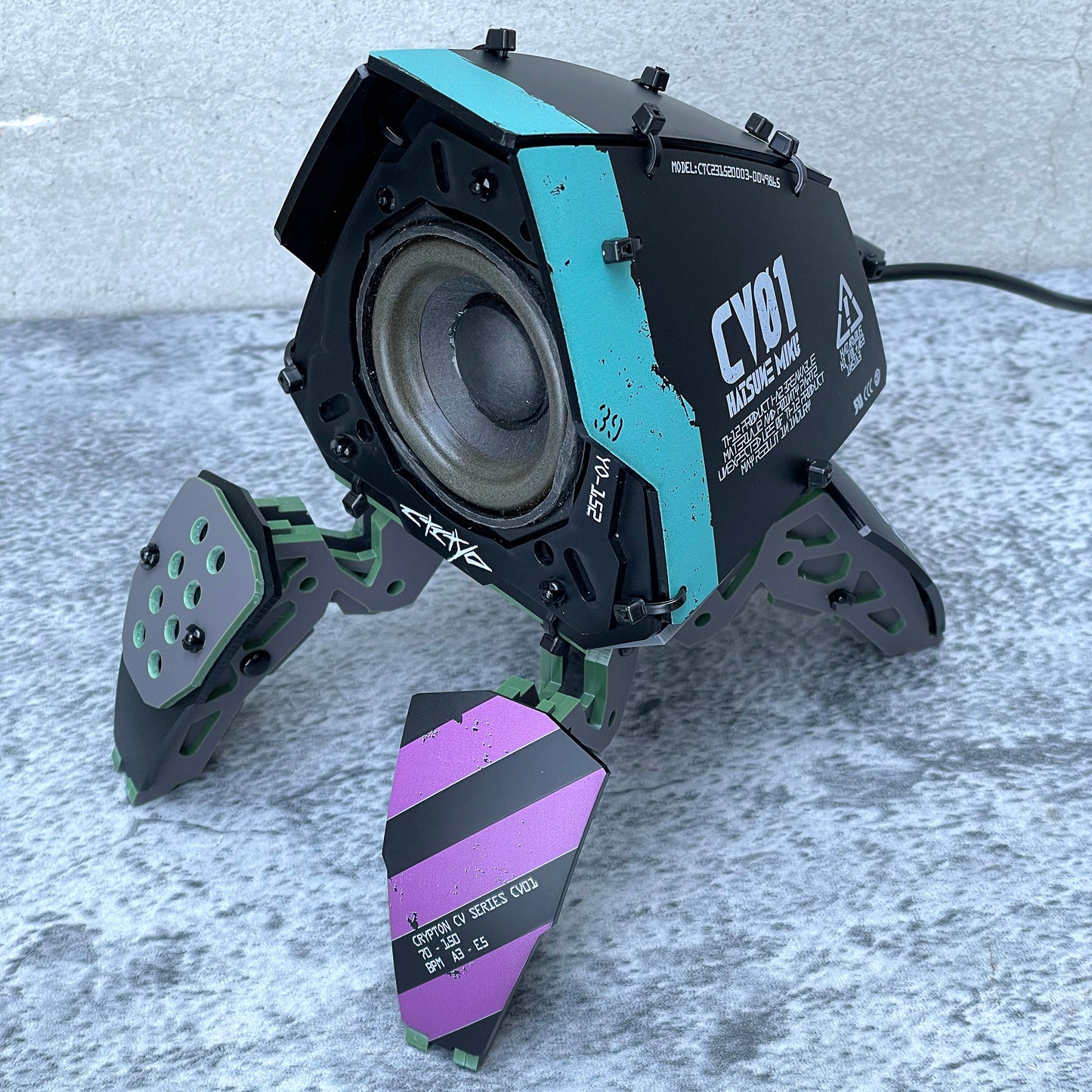 Four-legged speaker unit Hatsune Miku ver.