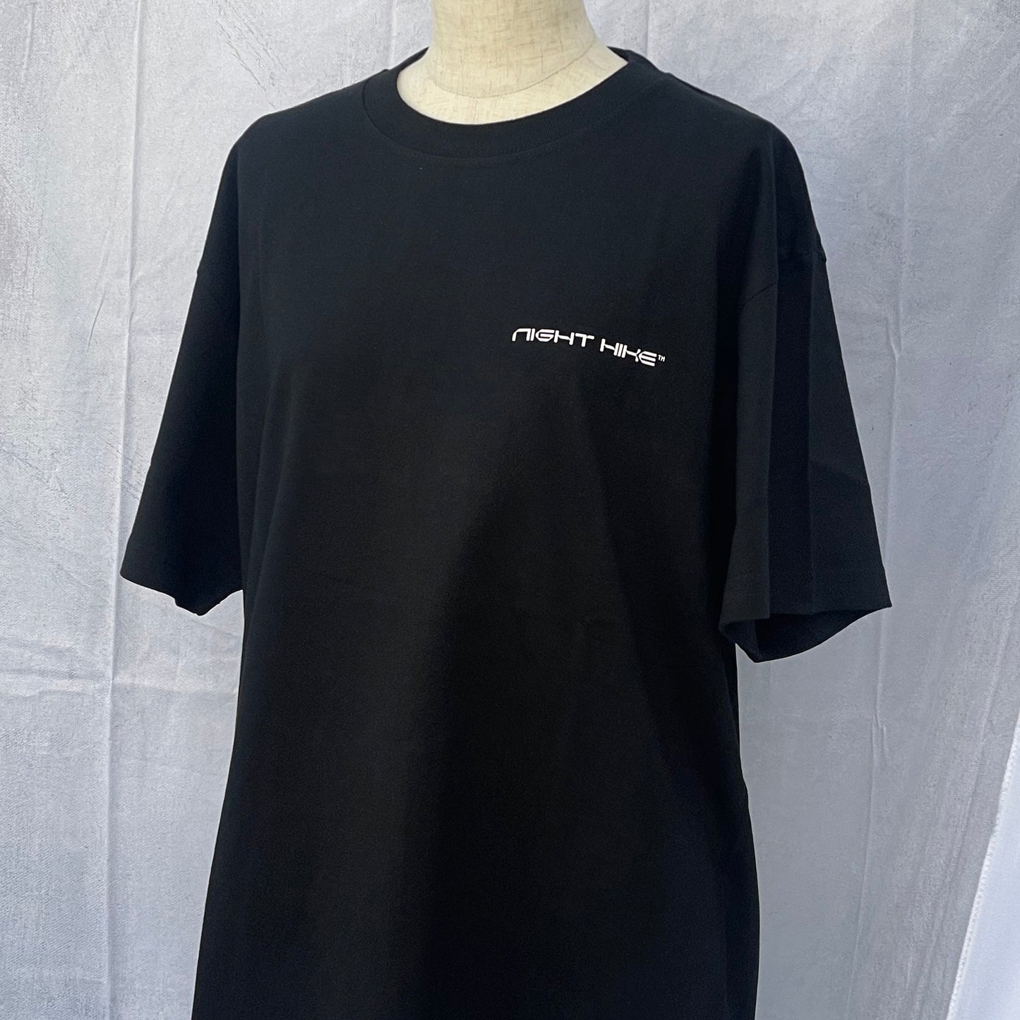 NIGHT HIKE Tシャツ