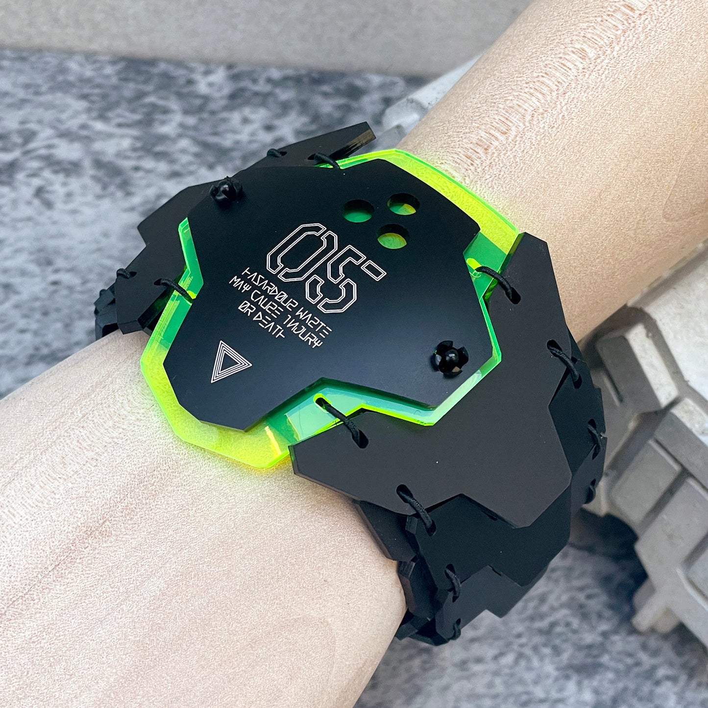 伸縮装甲バンド E-05 limited color