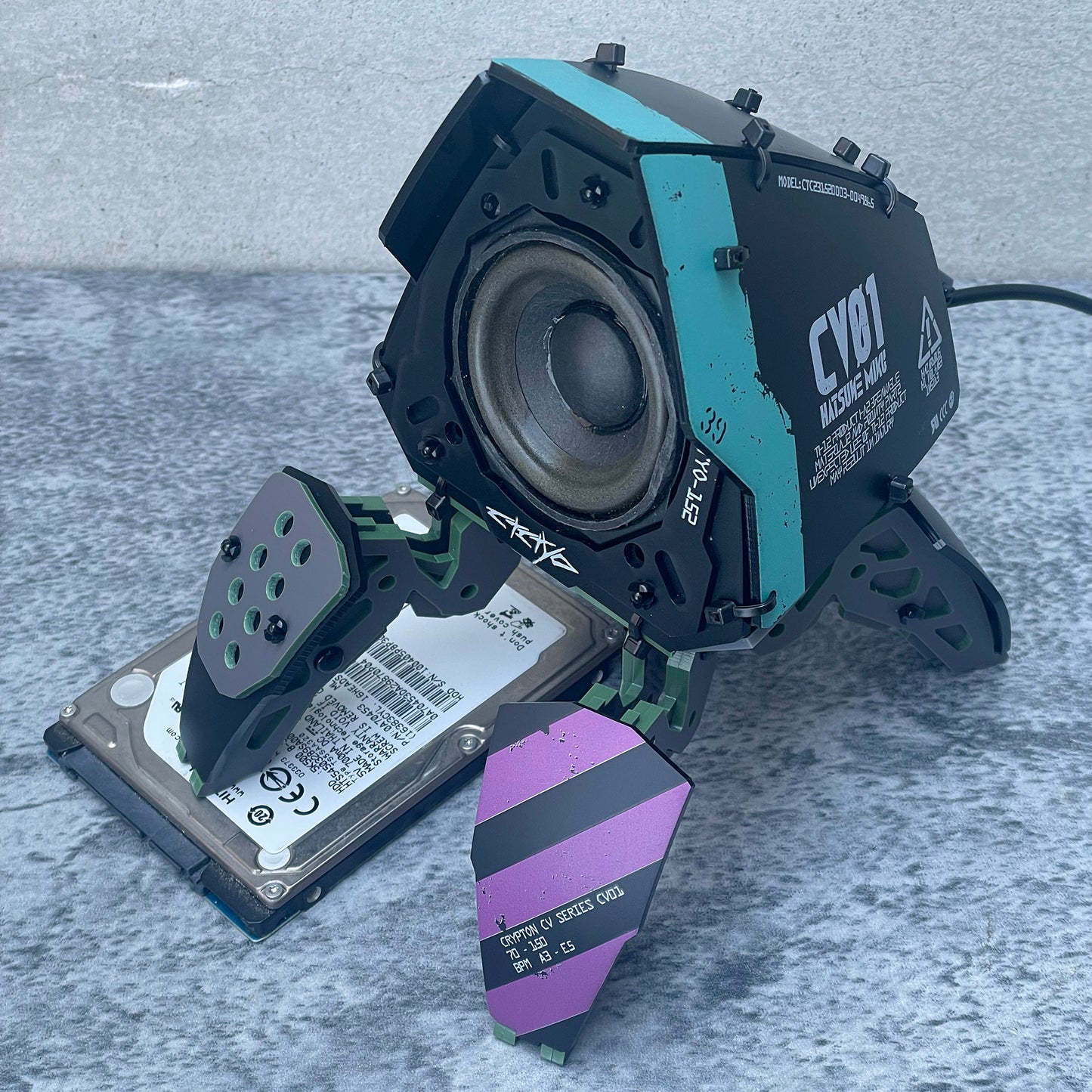 Four-legged speaker unit Hatsune Miku ver.