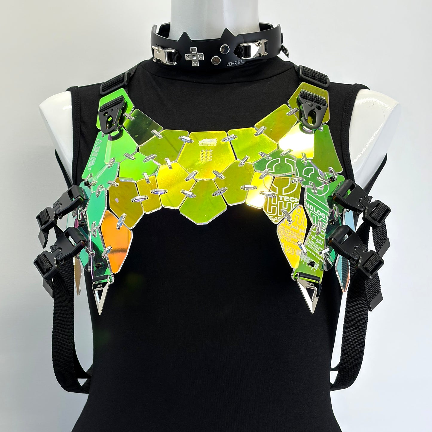 胸部装甲ユニット02