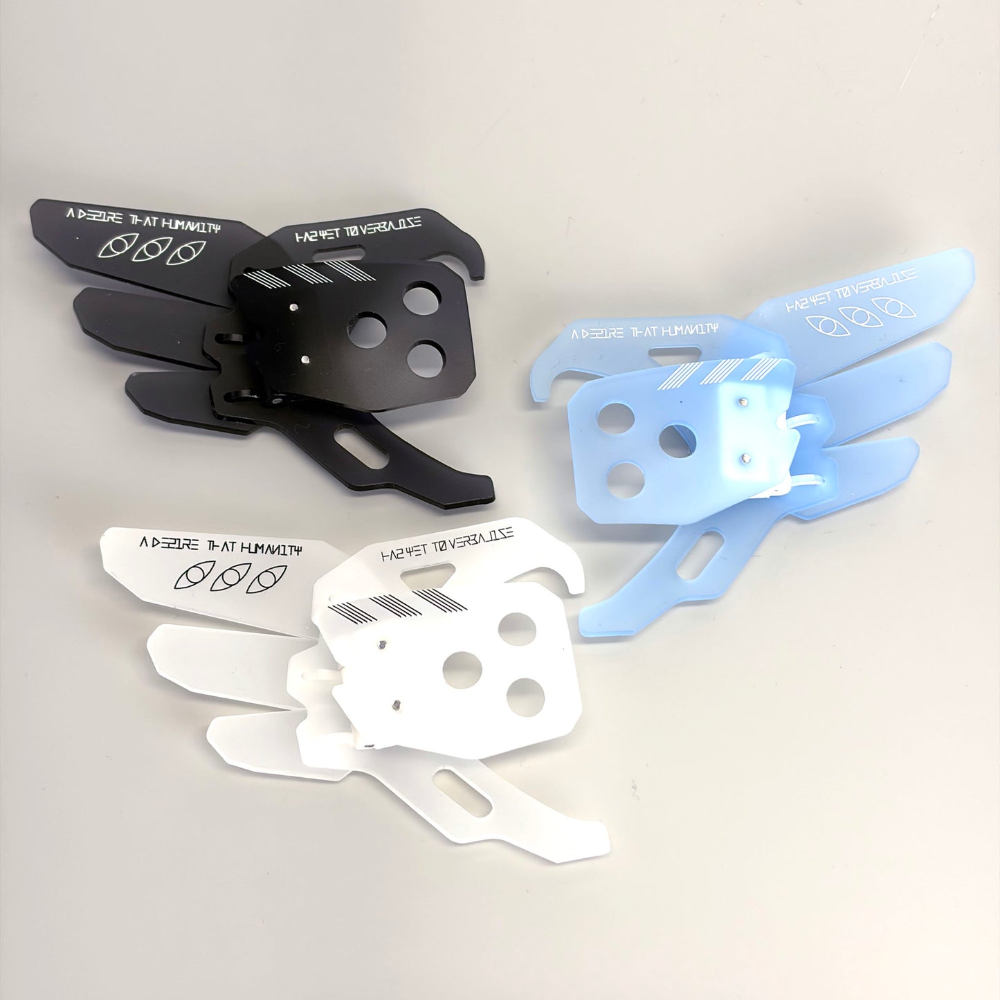 羽型イヤーカバー【えいりな刃物コラボ】