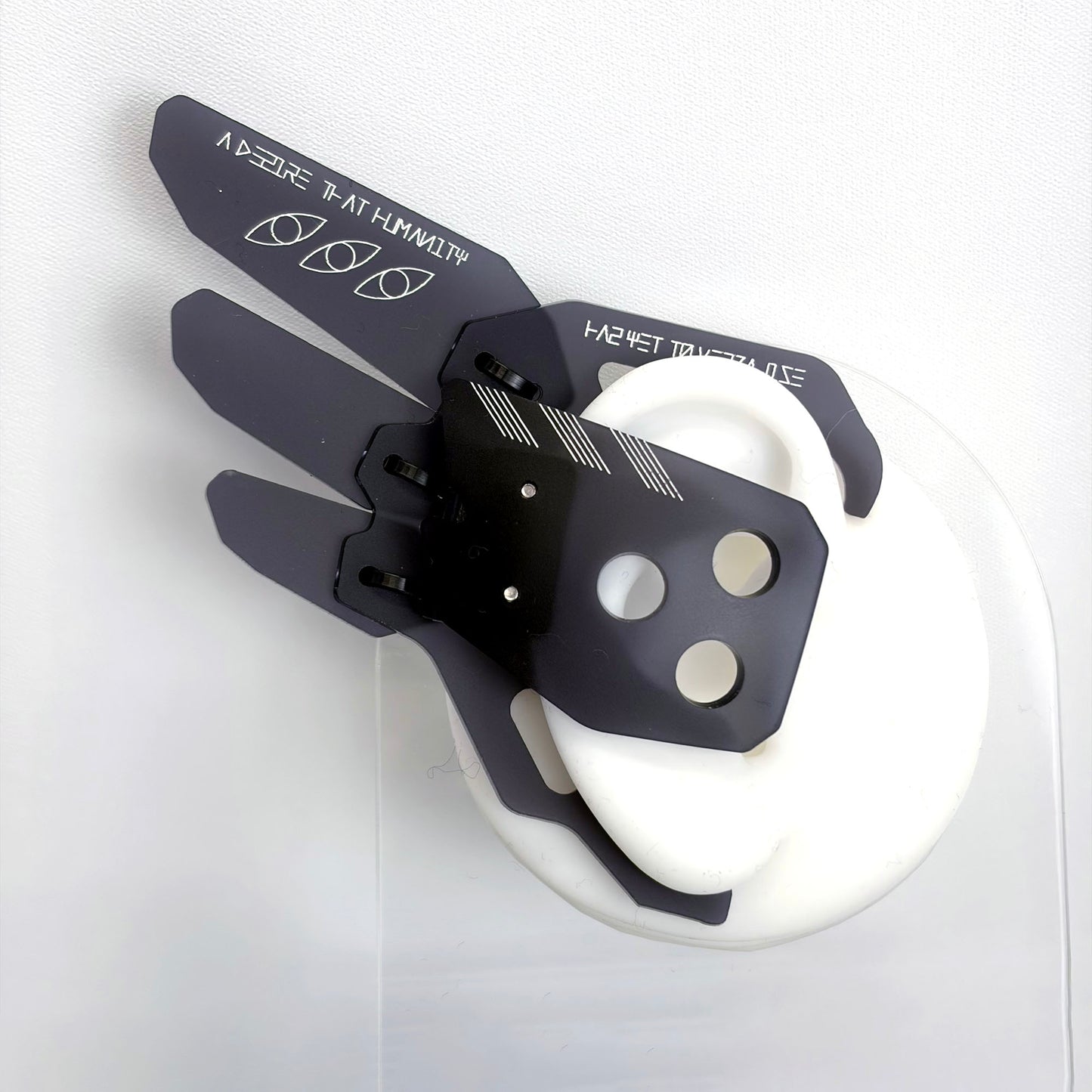 羽型イヤーカバー【えいりな刃物コラボ】