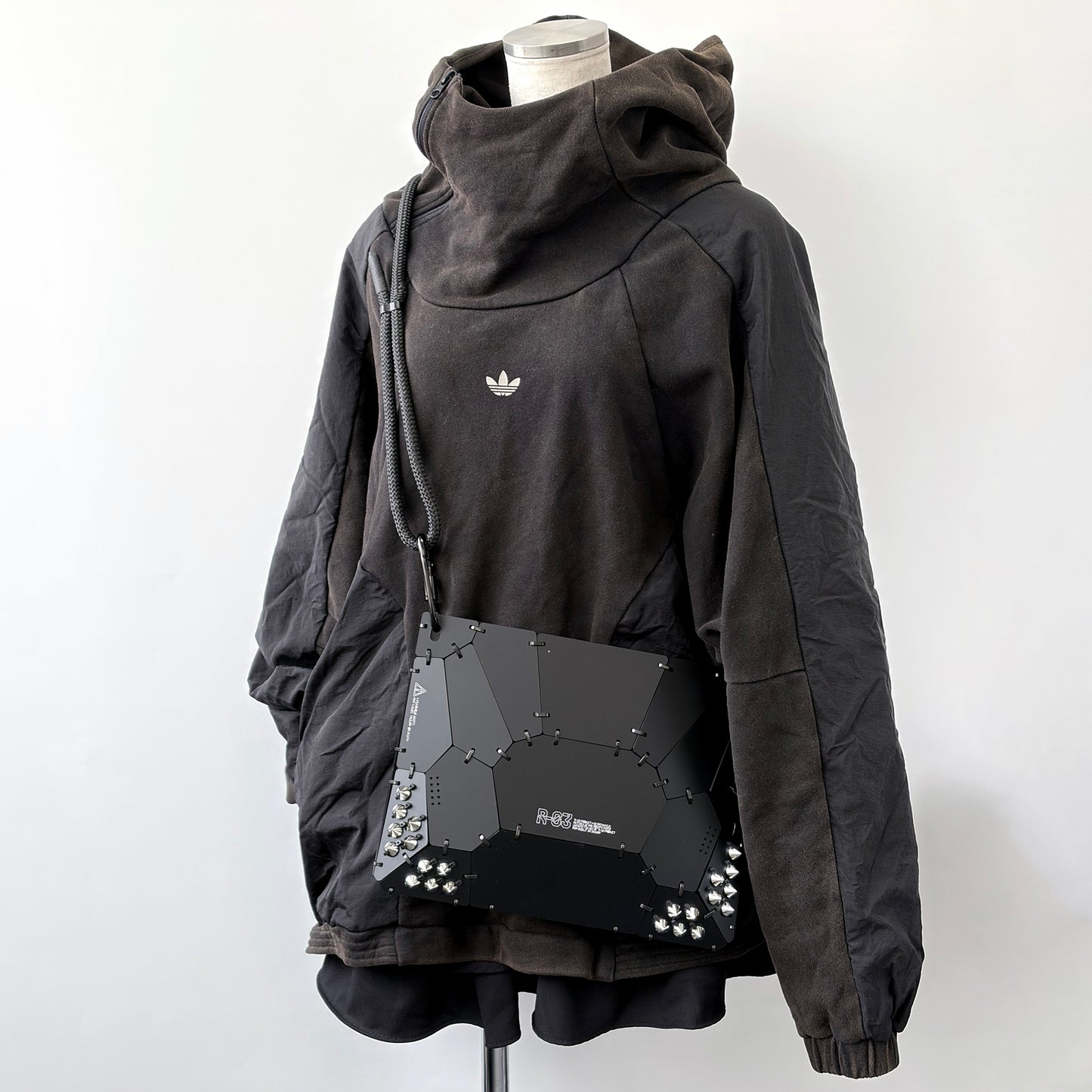 装甲サコッシュユニットR03